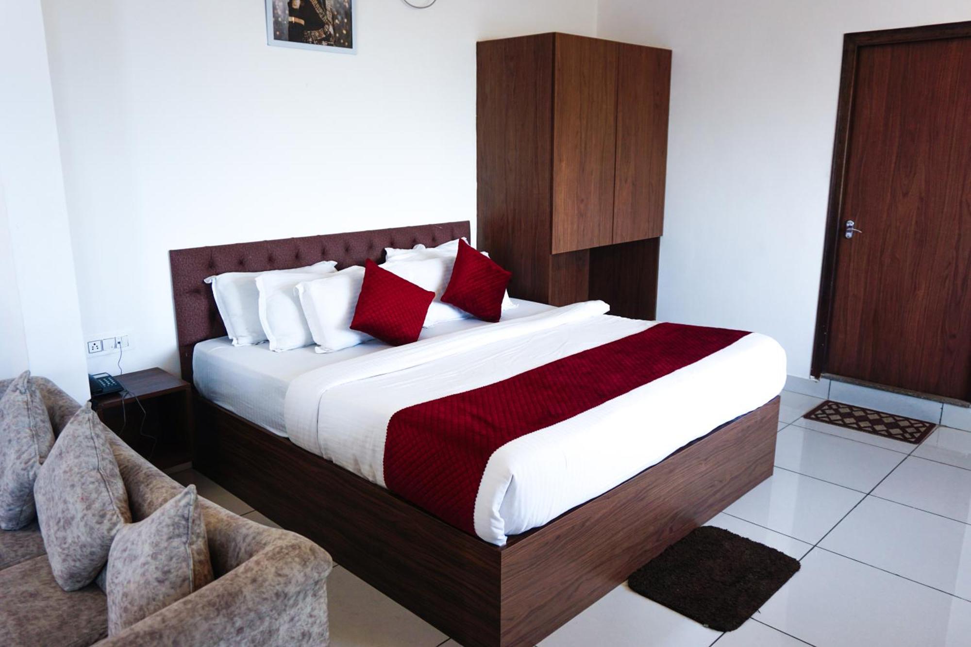 Vistar Resort & Hotels Bangalore Exterior photo